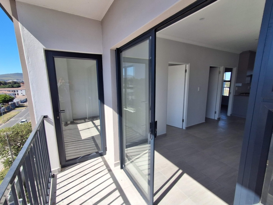 2 Bedroom Property for Sale in Table View Western Cape
